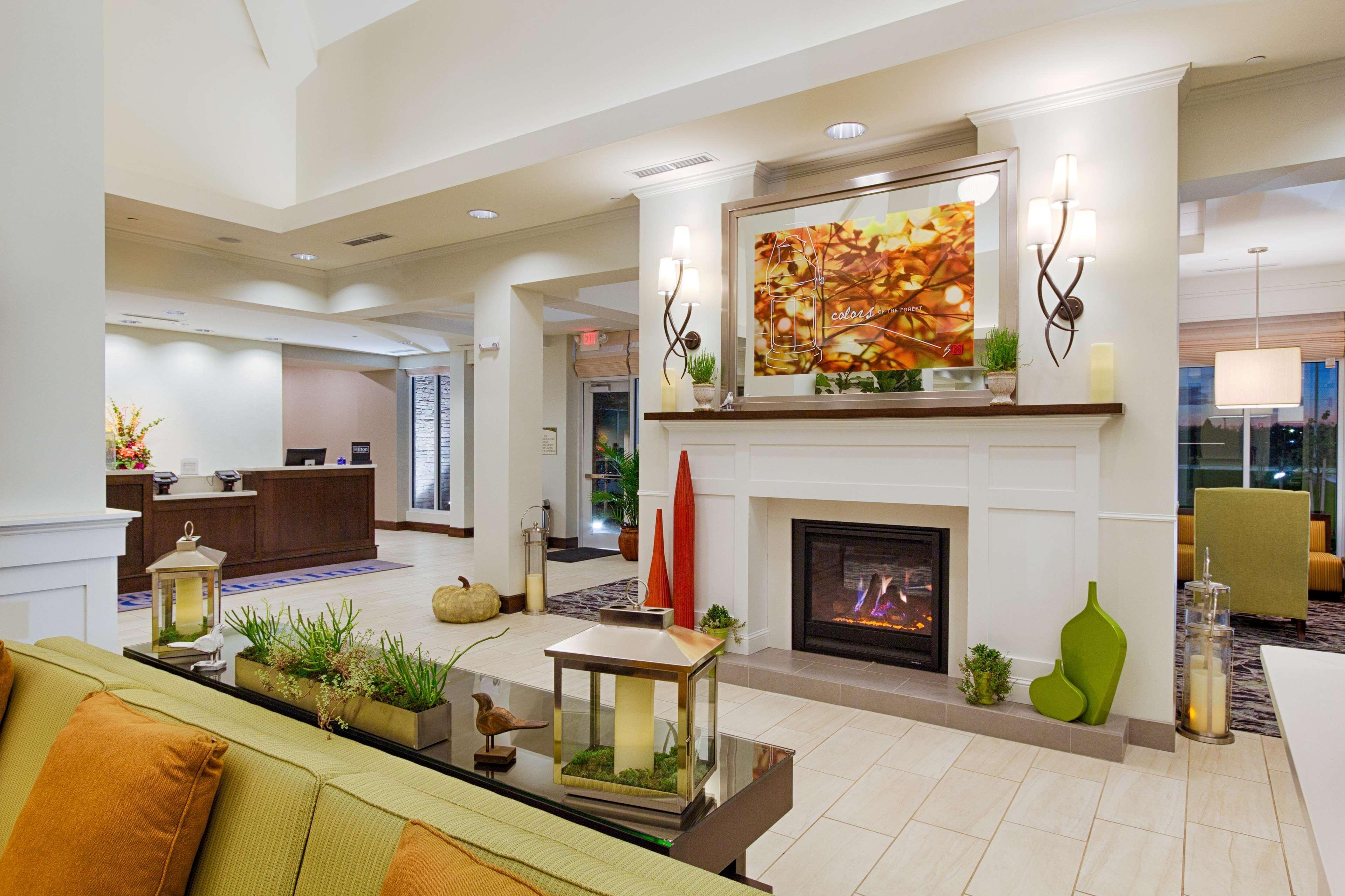 Hilton Garden Inn Salina Bagian luar foto